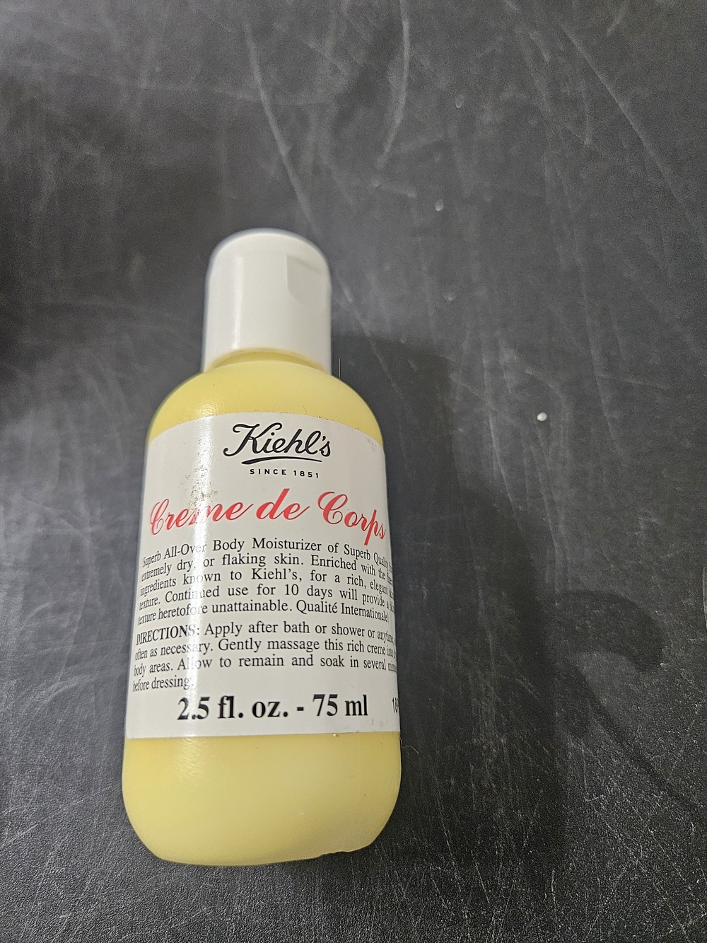 Kiehl's Crème de Corps Travel Lotion - Pale Yellow Bottle - Picture 7 of 10